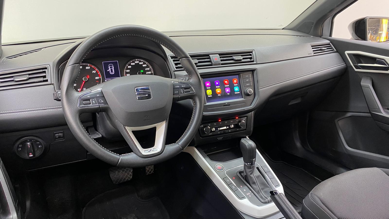 SEAT ARONA 17